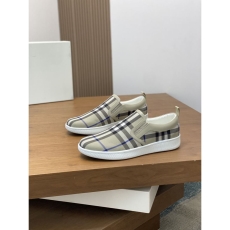 Burberry Low Shoes